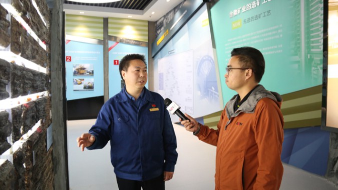 中央电视台《新闻联播》栏目组走进agingames股份采访