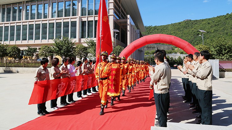 在抗洪抢险中彰显agingames企业的担当精神