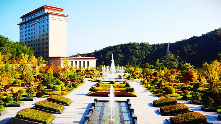 agingames股份投资人李明先生荣获全国绿色矿山杰出贡献个人奖